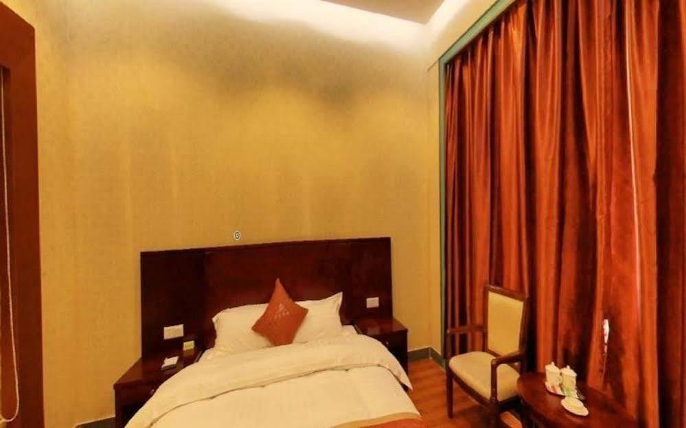 Grand Villa Hotel Guangzhou Exterior photo